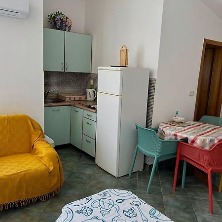 Apartments Aleksandra Rab Town Buitenkant foto