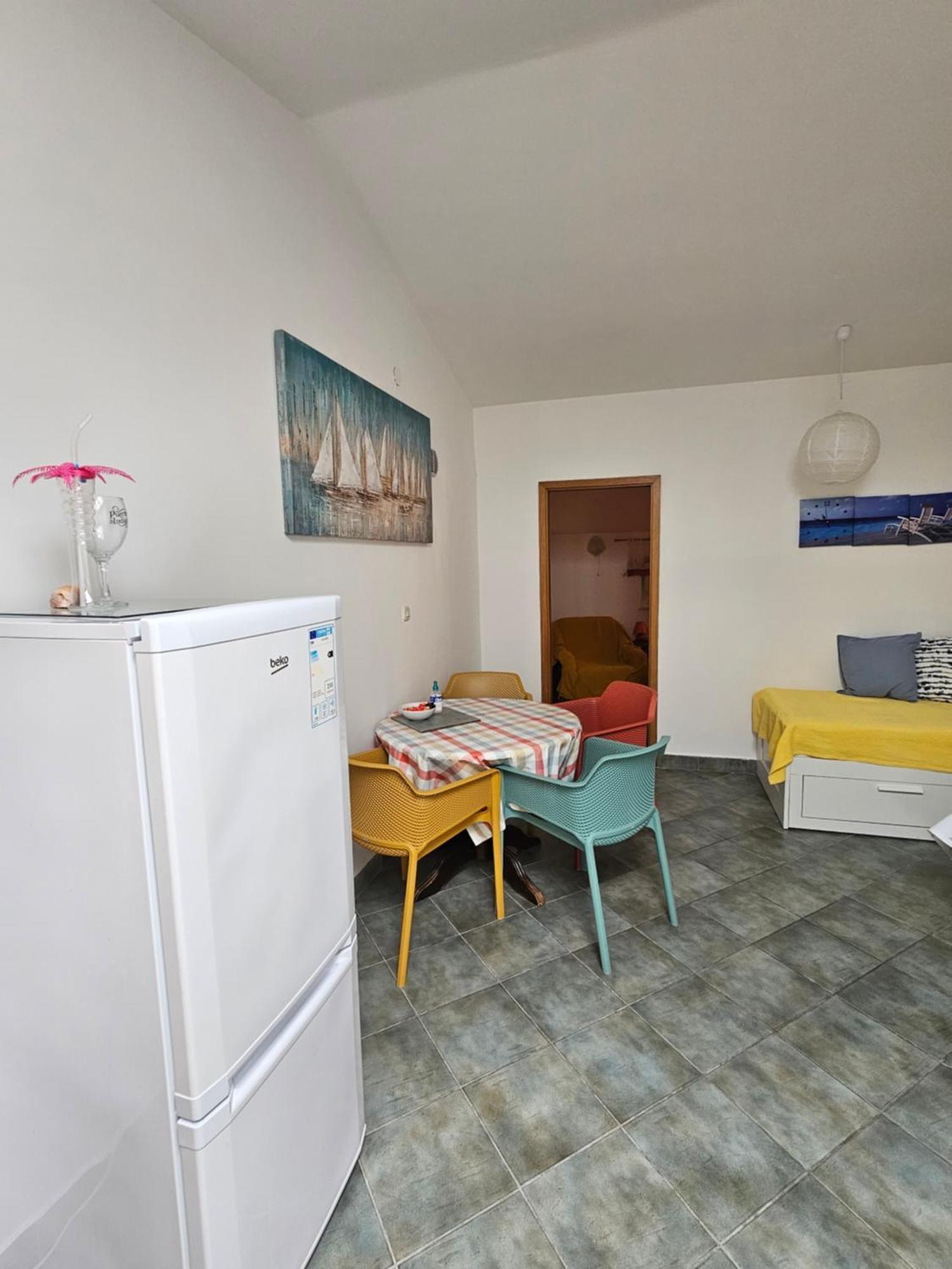 Apartments Aleksandra Rab Town Buitenkant foto